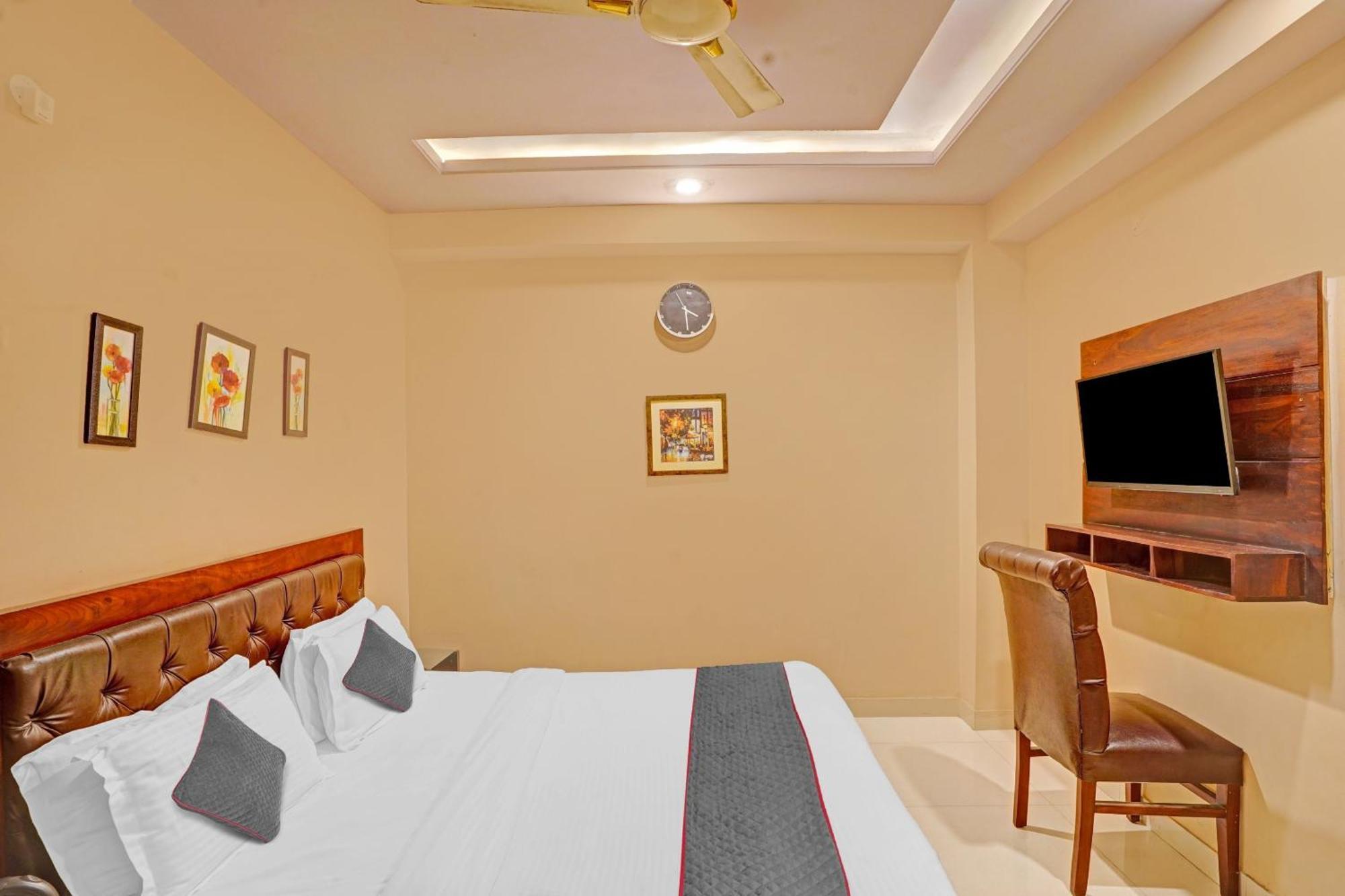 Hotel Townhouse Tovo 3*