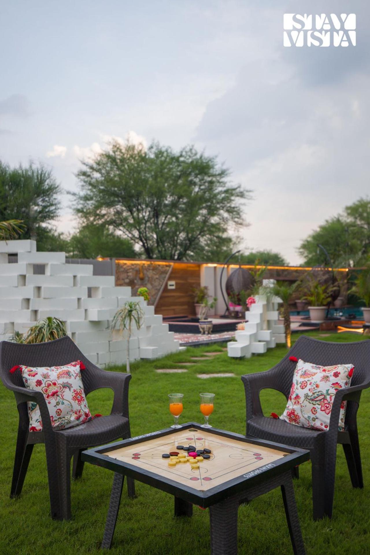 Stayvista At Talin Farms With Mountain View, Pool * Jaipur