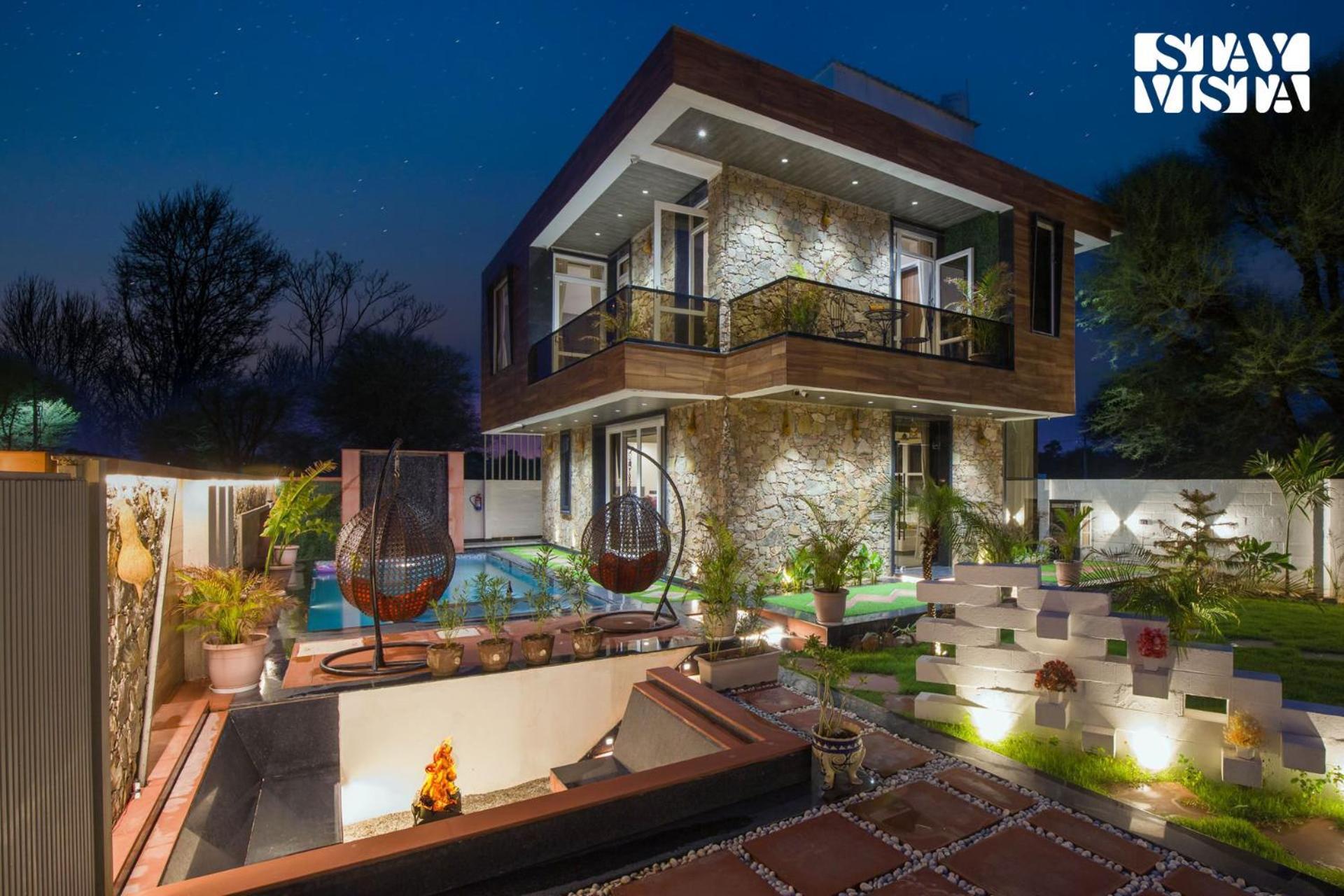 Stayvista At Talin Farms With Mountain View, Pool *