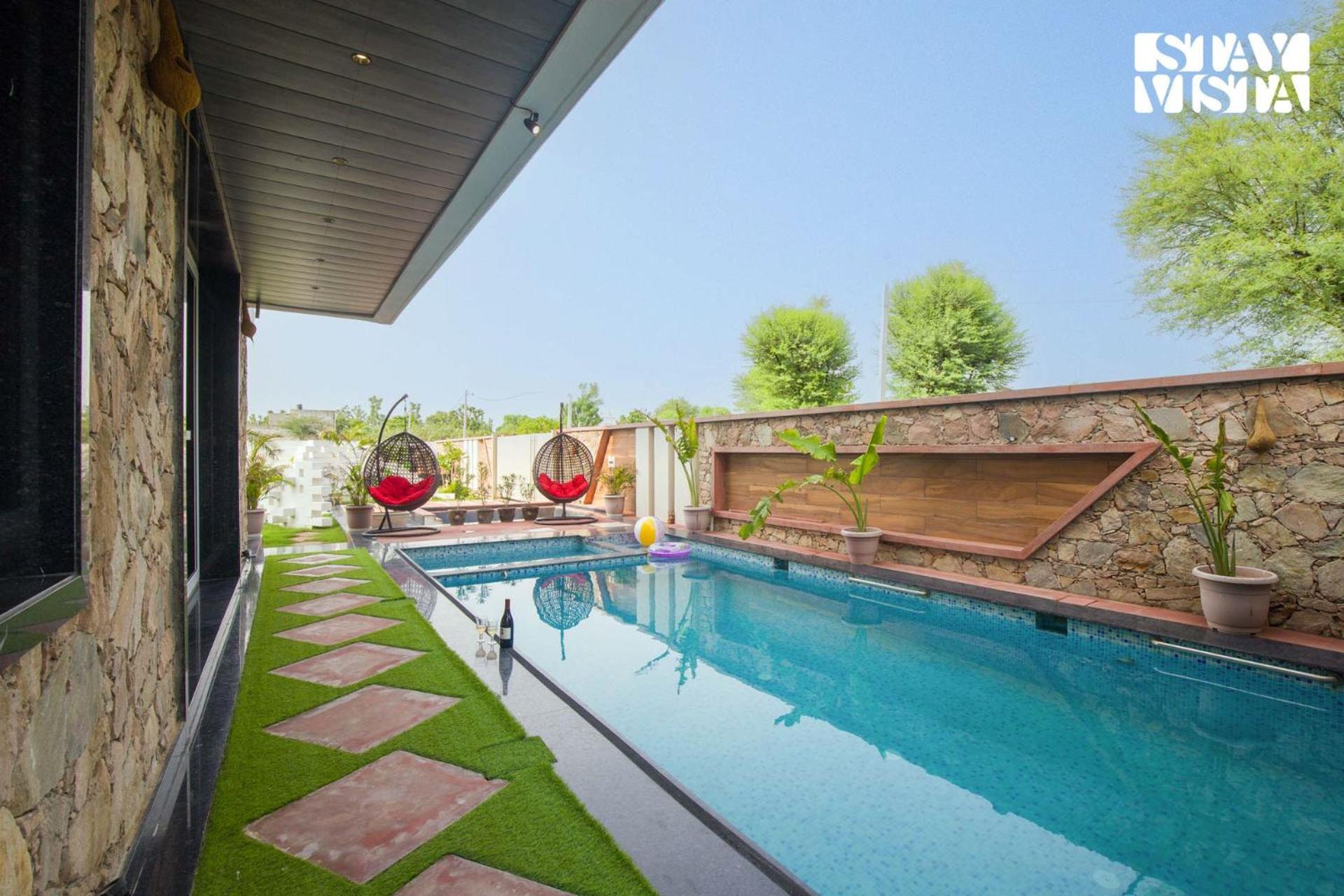 Stayvista At Talin Farms With Mountain View, Pool Villa *