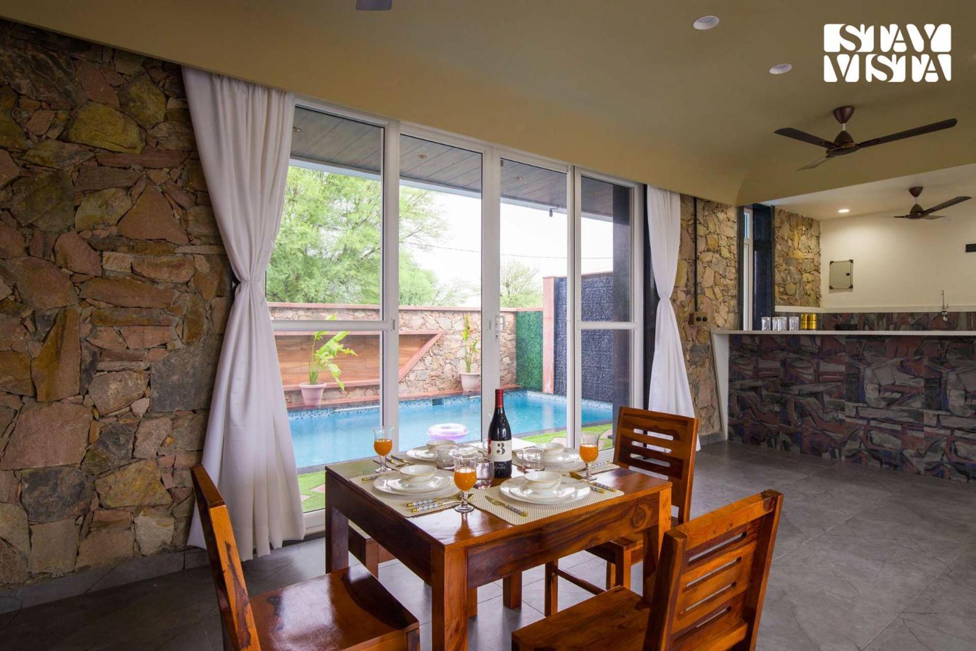 Stayvista At Talin Farms With Mountain View, Pool * Jaipur