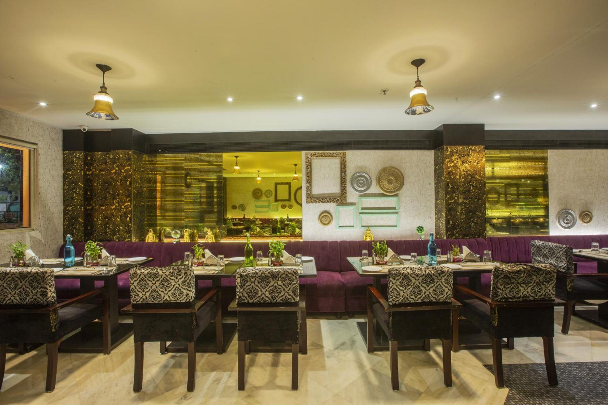 Hotel Vesta Maurya Palace Jaipur