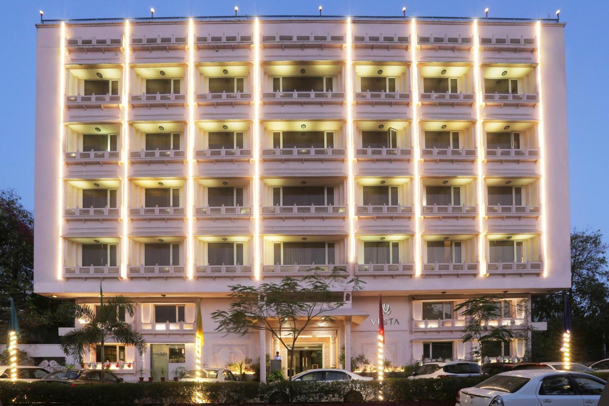 Vesta Maurya Palace 4*