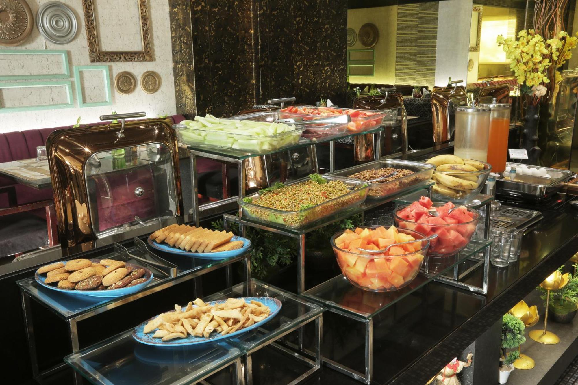 Hotel Vesta Maurya Palace