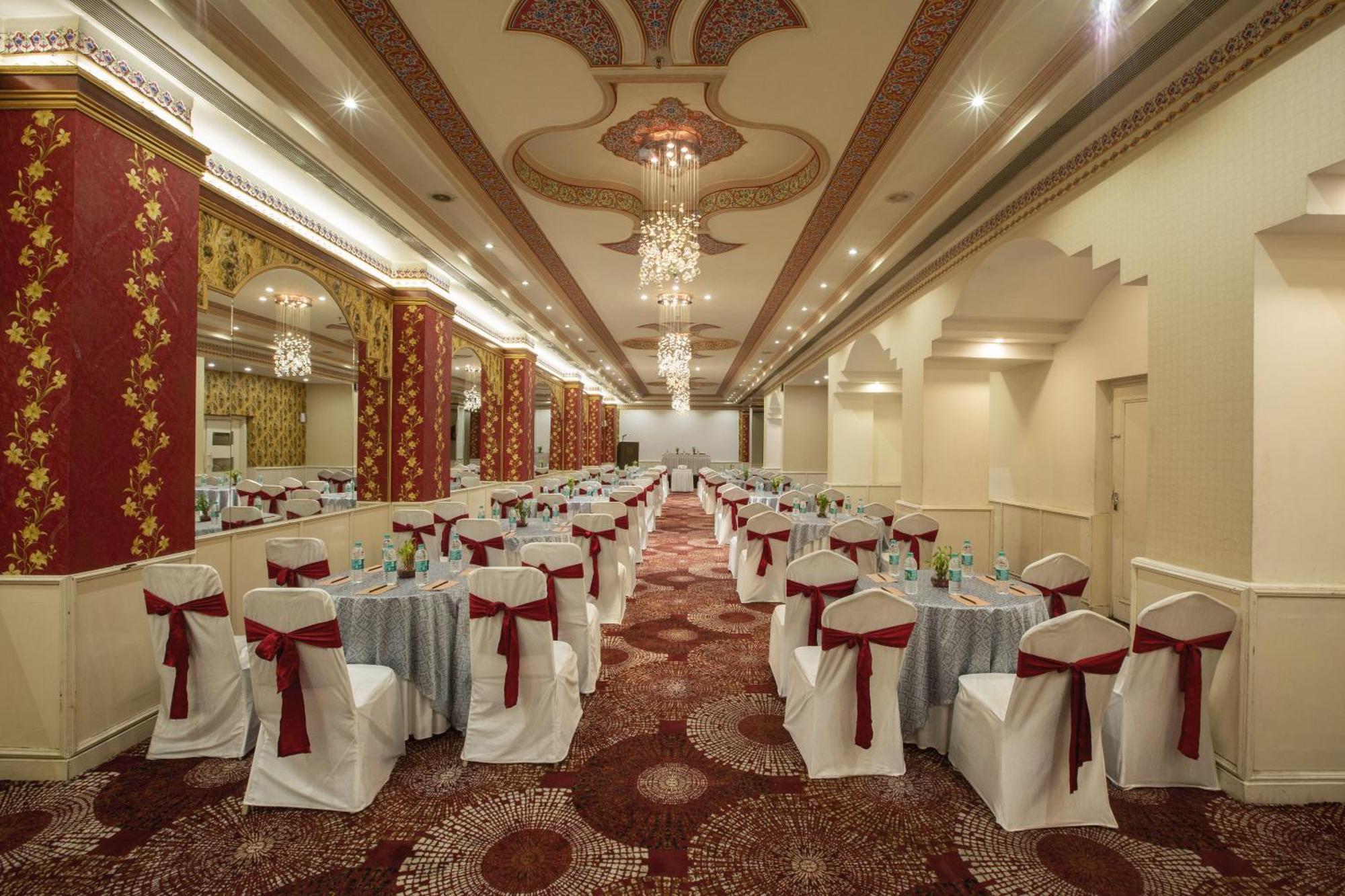 Hotel Vesta Maurya Palace Jaipur
