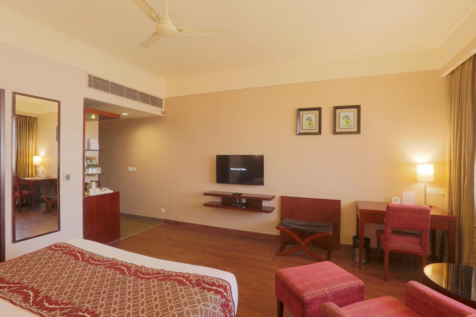 Vesta Maurya Palace Hotel