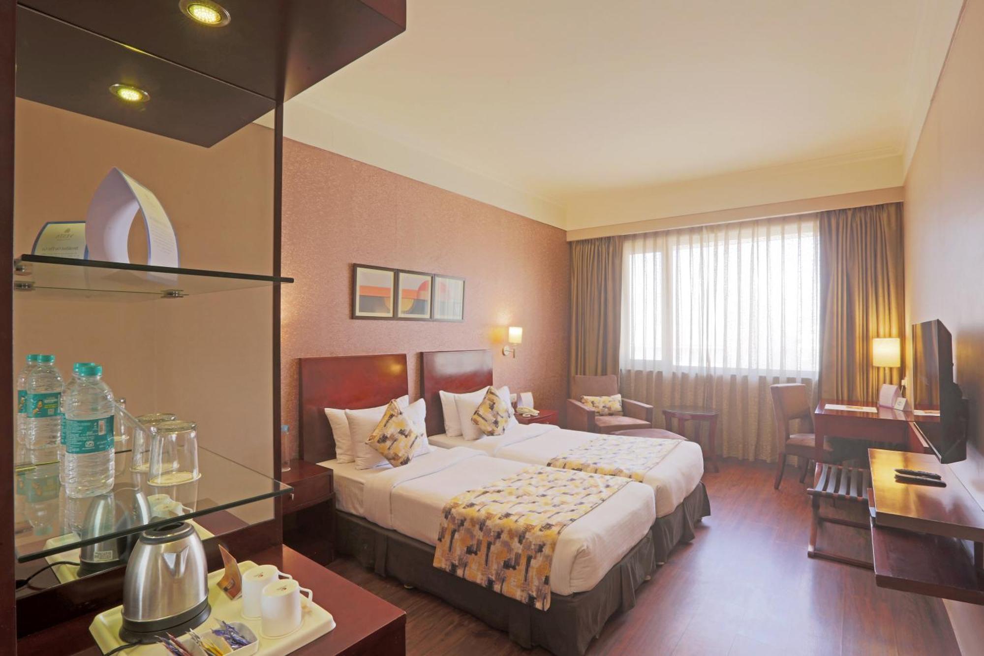 Hotel Vesta Maurya Palace 4*