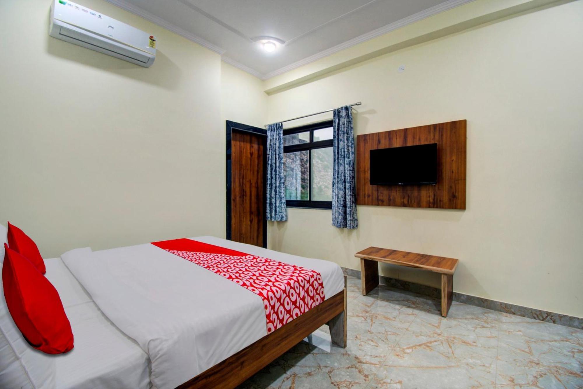 O Moon Mahal Hotel 3*