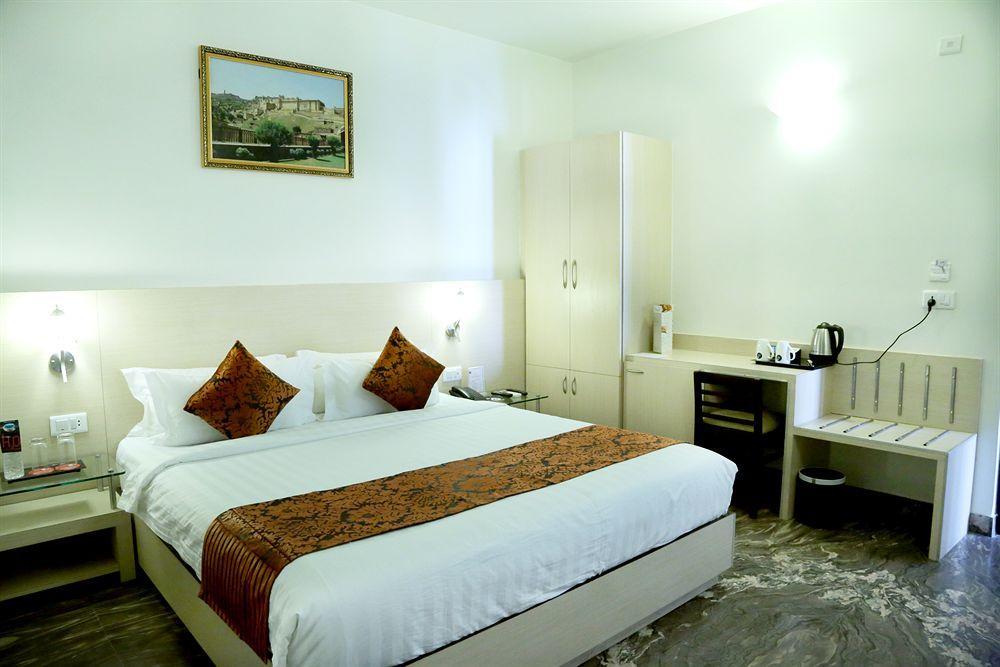 King Palace Hotel 3*