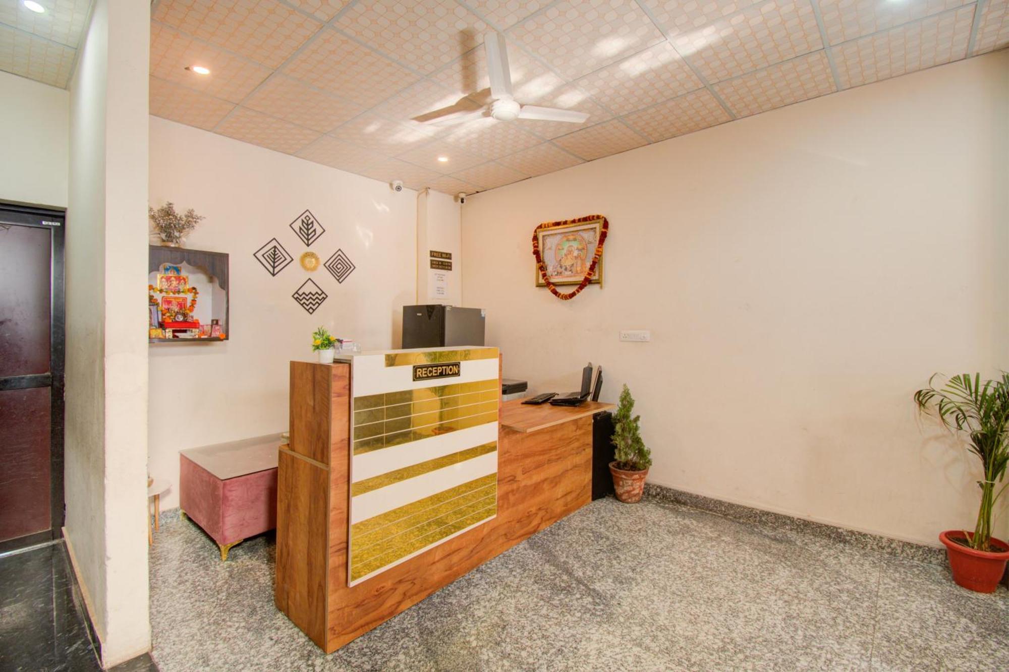 Bhagwati Palace 2*