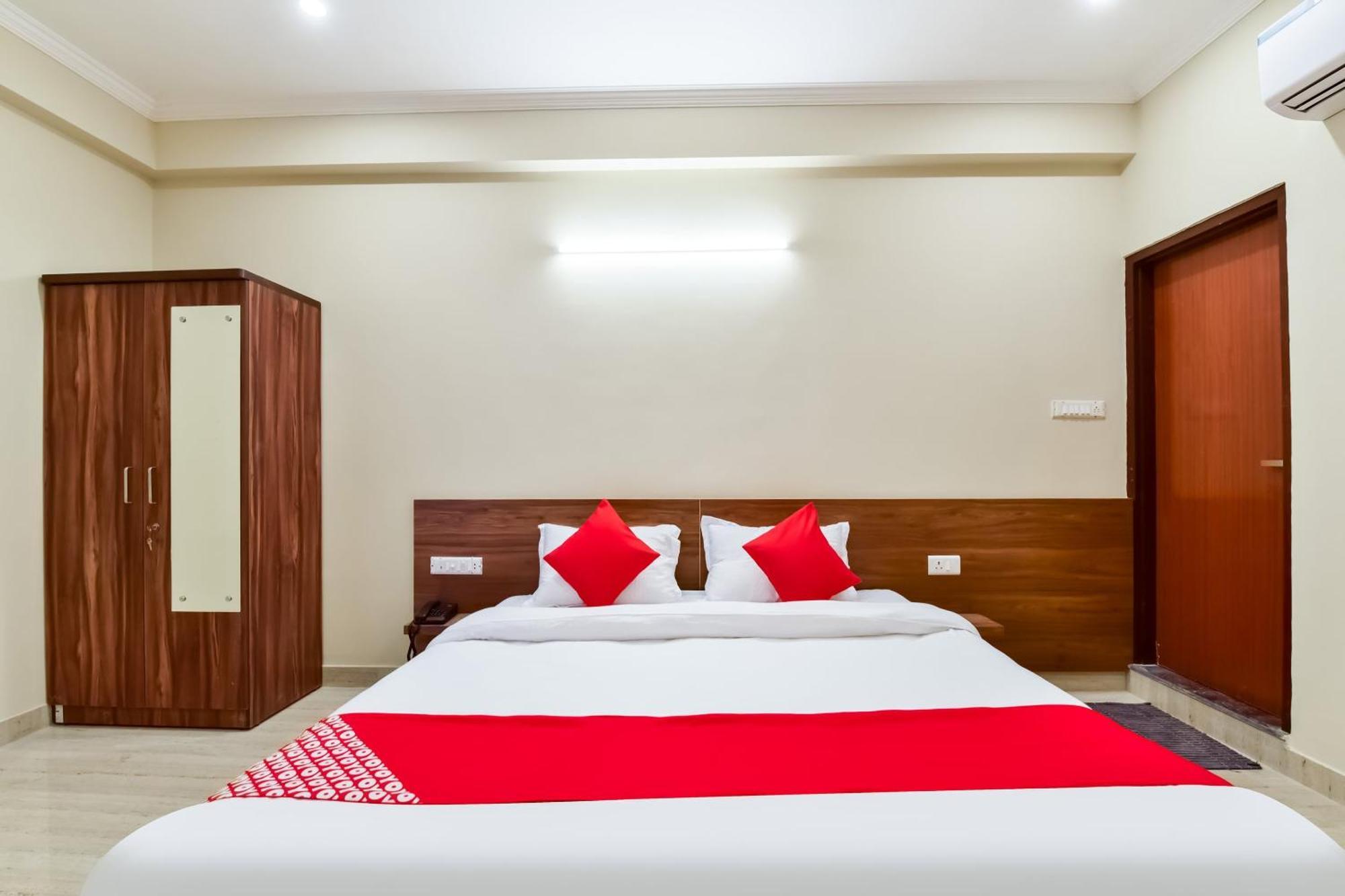 Hotel O Skyview 3*