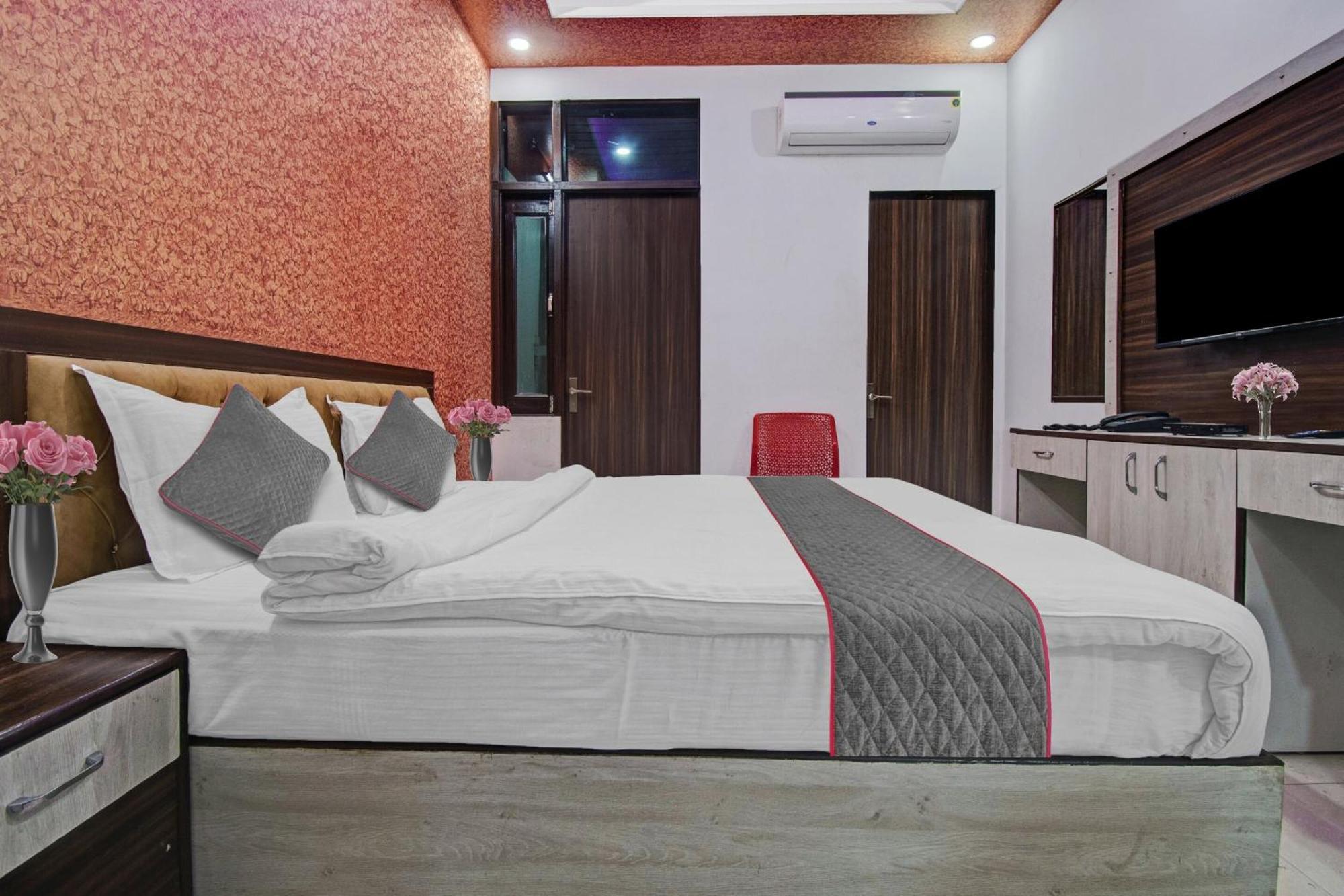 Townhouse The Lotus Hotel Jaipur