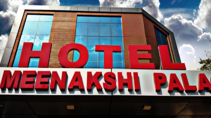 Meenakshi Palace Hotel