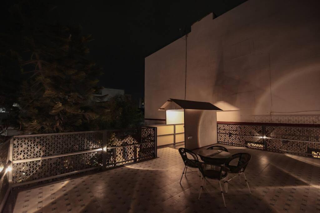 Holiday home Saiba Outhouse- 4 Bed Room- Pool- Theatre- Partyhall- Garden & Terrace Sitting Area