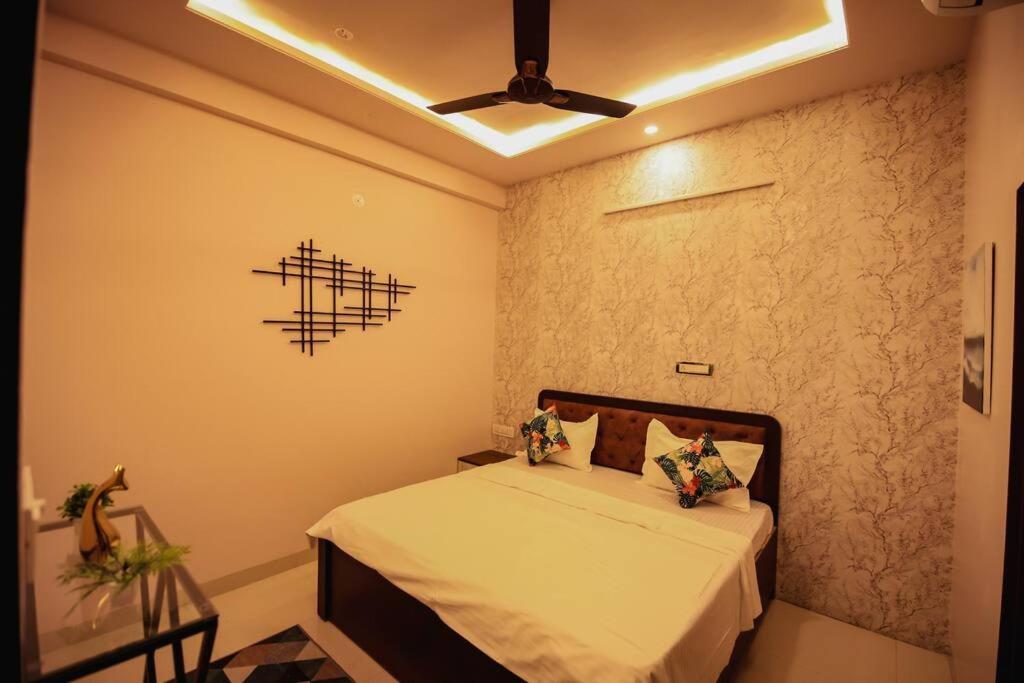 Holiday home Saiba Outhouse- 4 Bed Room- Pool- Theatre- Partyhall- Garden & Terrace Sitting Area *