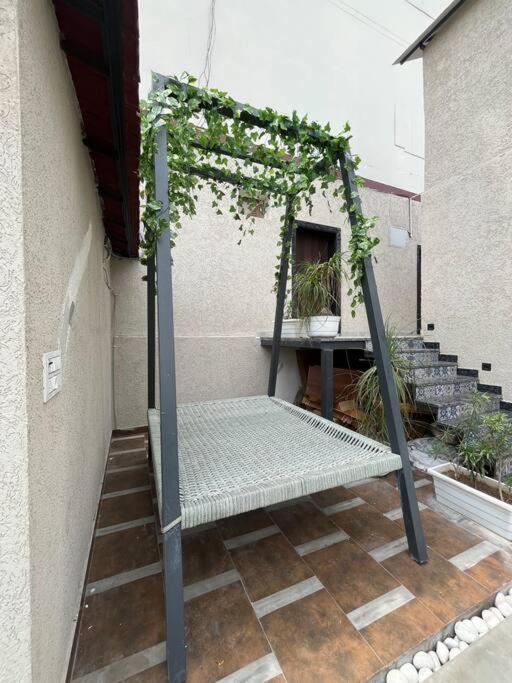 Holiday home Saiba Outhouse- 4 Bed Room- Pool- Theatre- Partyhall- Garden & Terrace Sitting Area