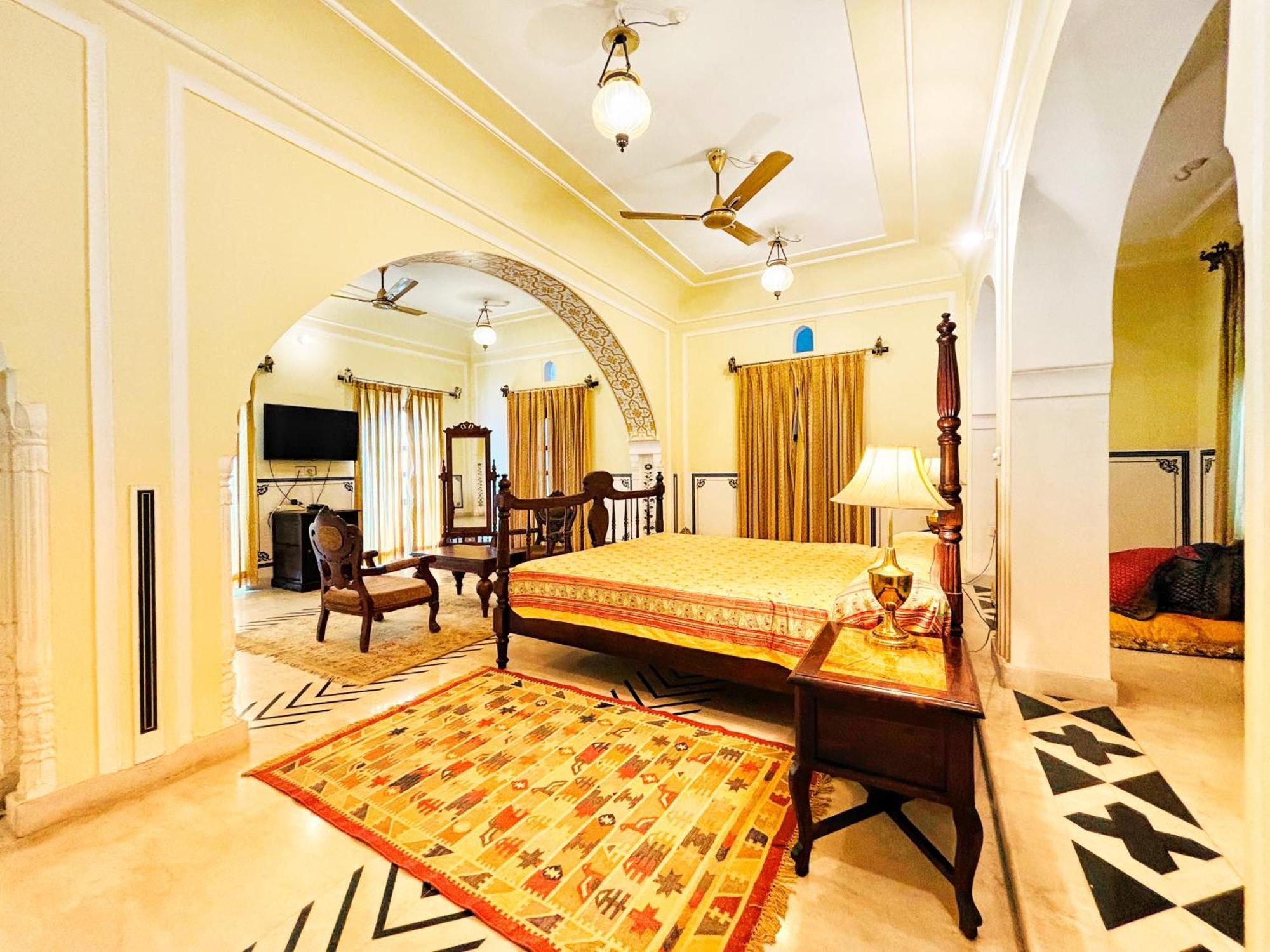 Hotel Saba Haveli
