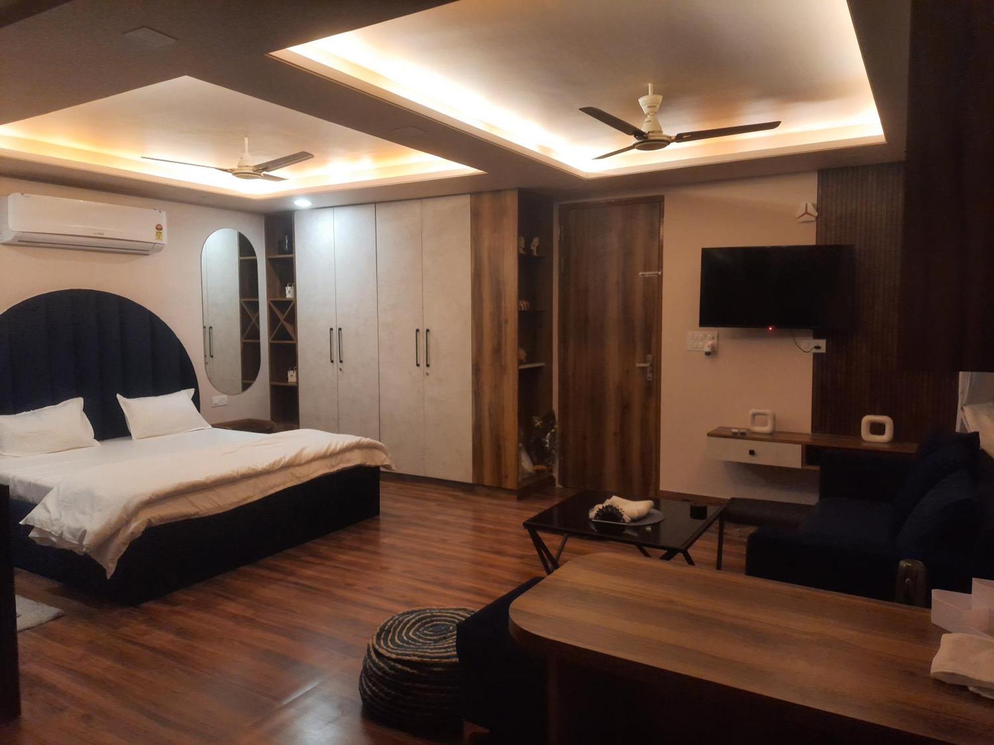 The Emeralds Peak Apartment Jaipur