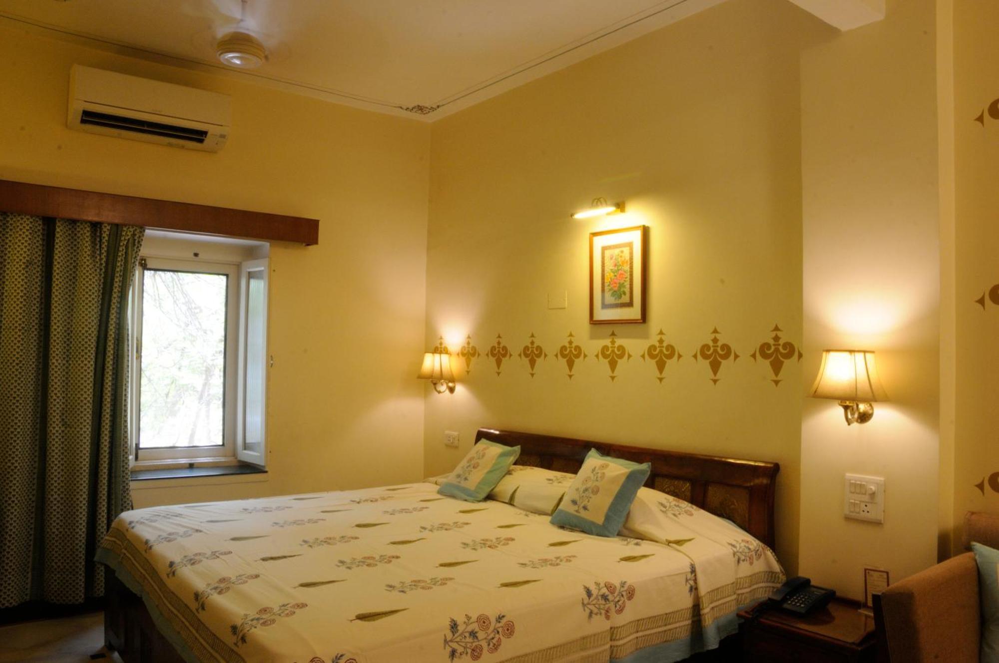 Hotel Arya Niwas Jaipur