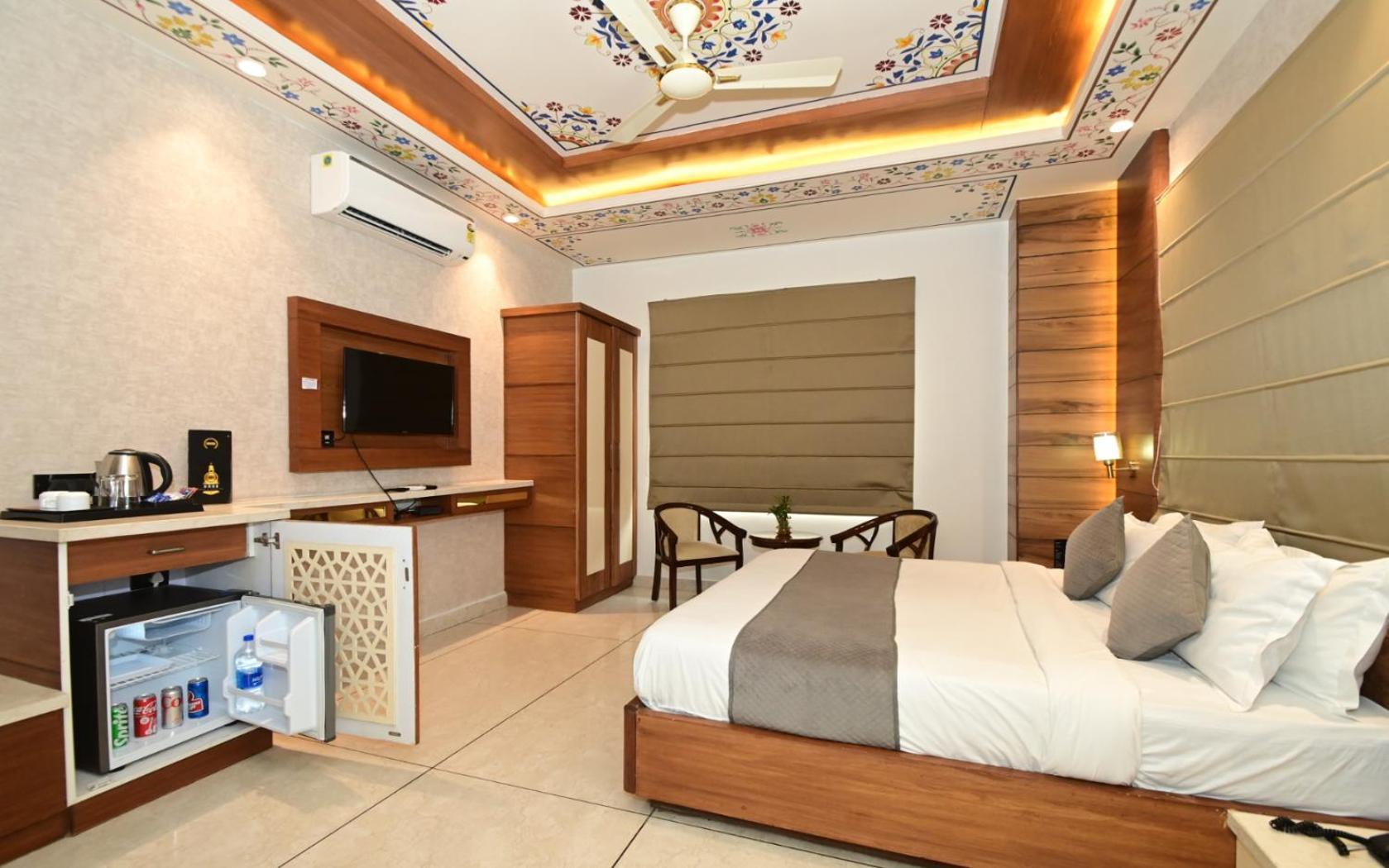 Rr 62-jaipur Centre Hotel 3*