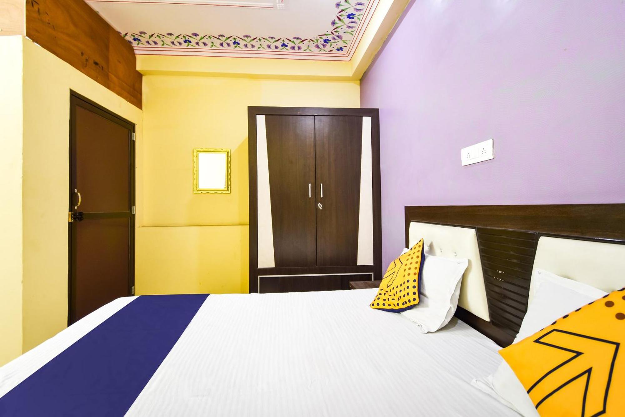 O Rajputana Hotel 2*