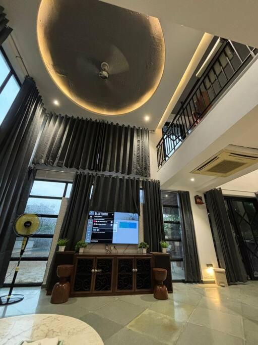 The Greystone *