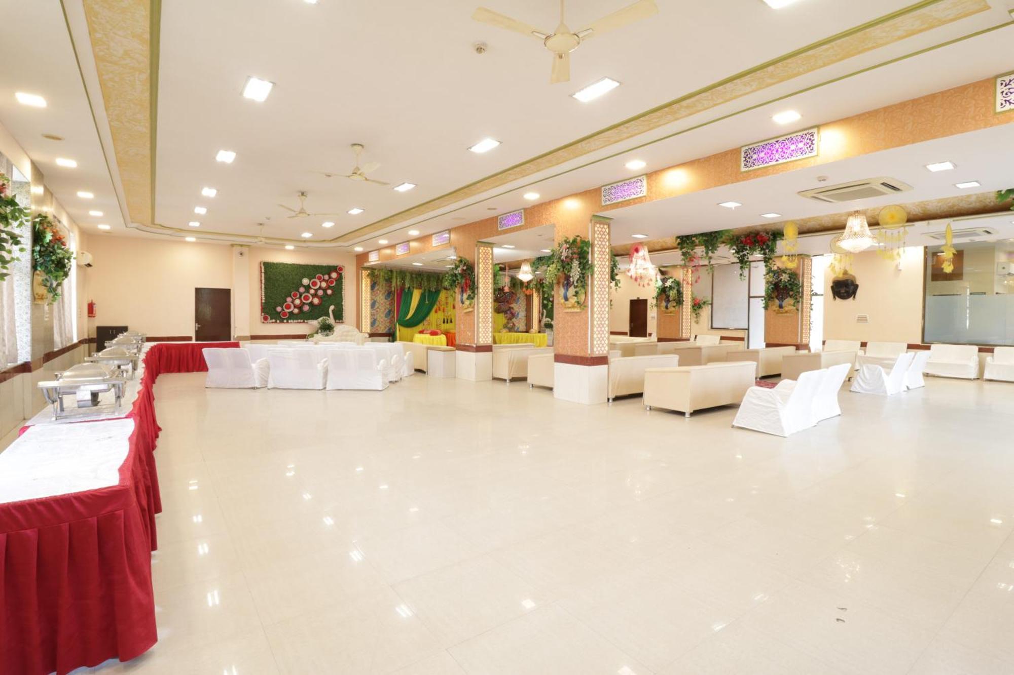 Treebo New Rockwell Vivek Vihar