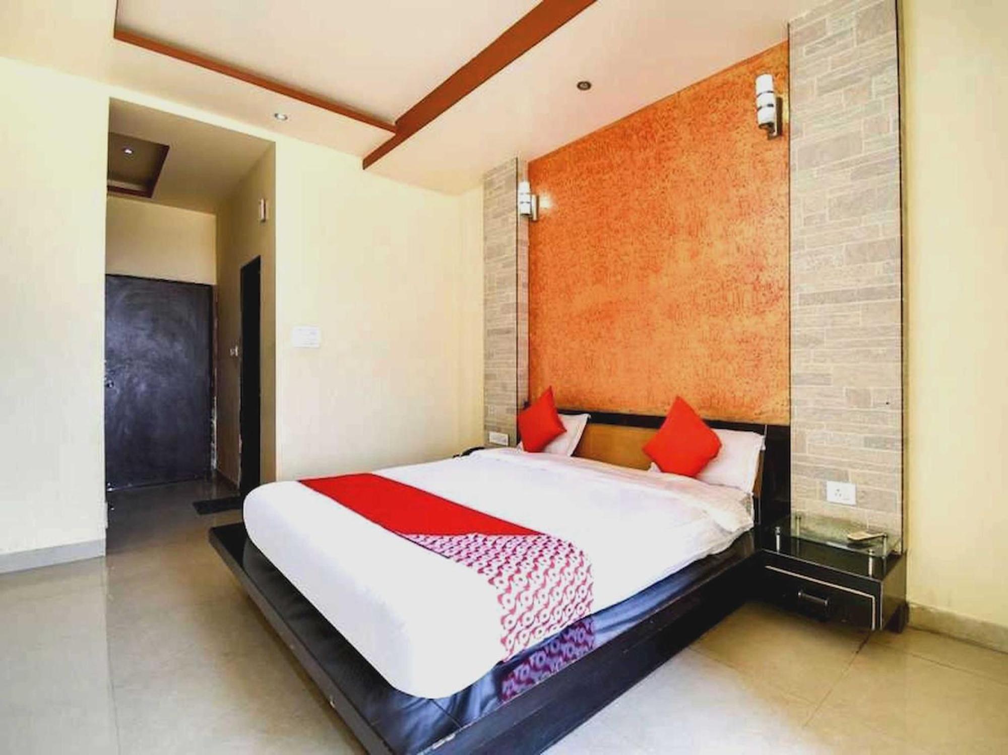 Hotel Collection O R Jaipur