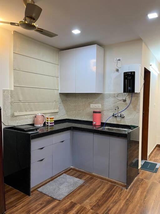 Manish Apartment