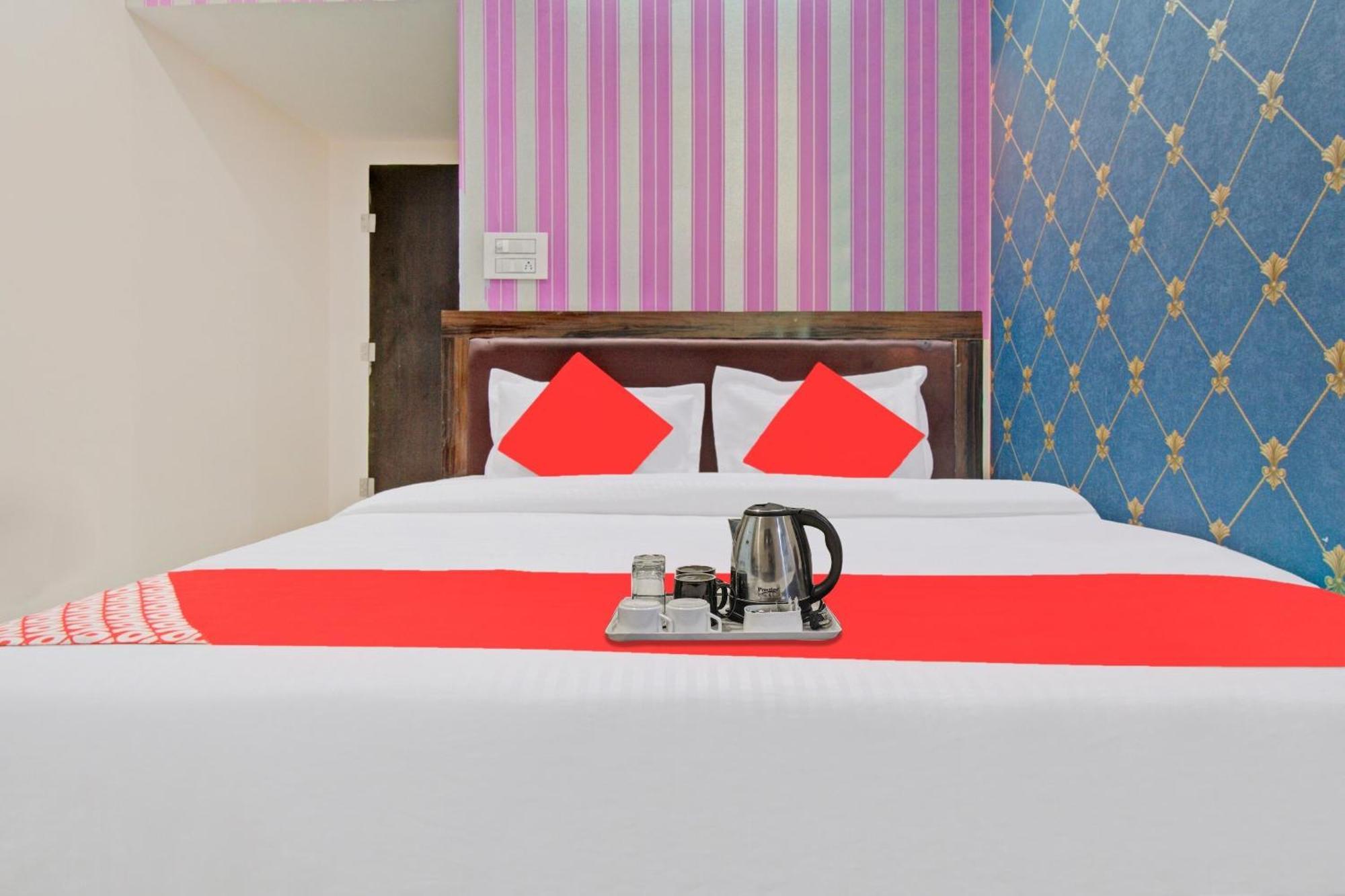 Hotel O Aana
