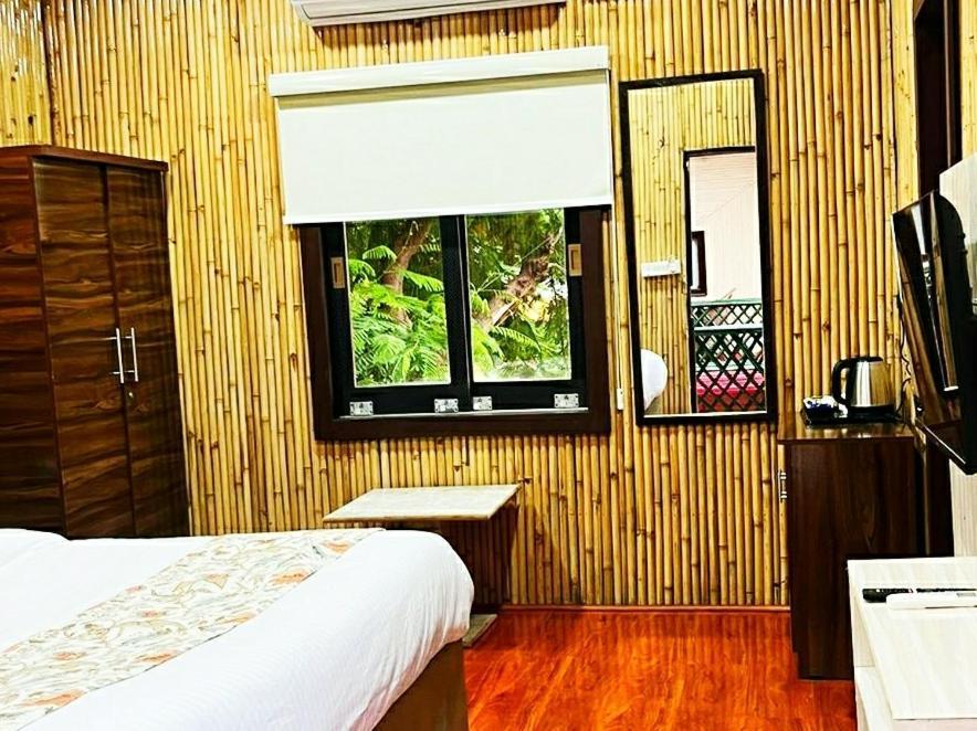 Arcadia Plutus 3* Jaipur