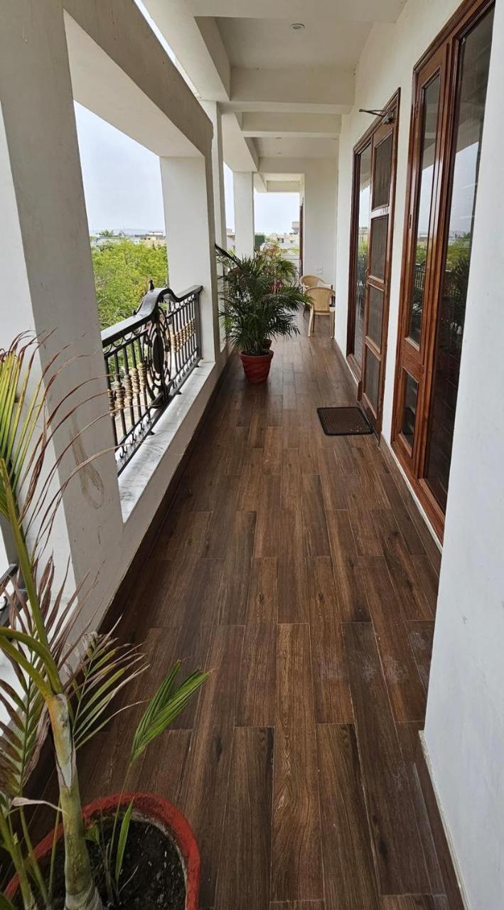 Homestay Hadendra Residences