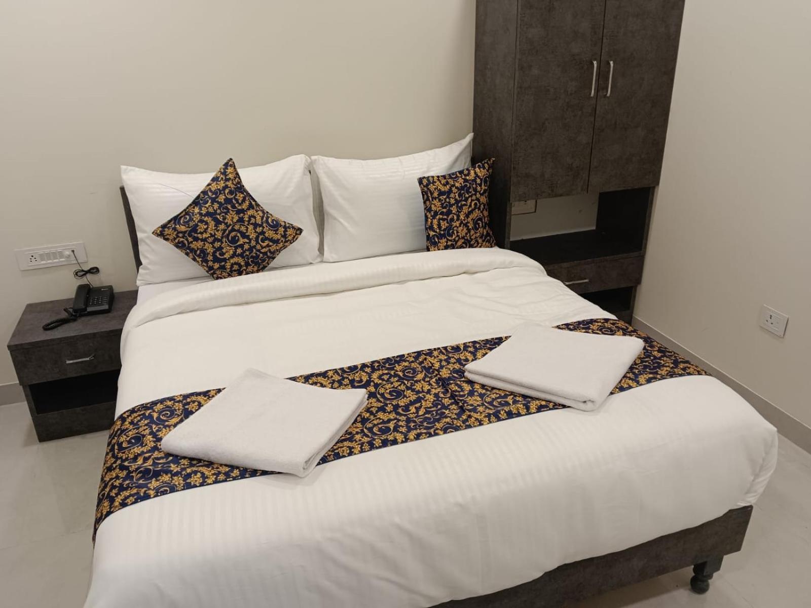 Royal Ocean Prime 3* Jaipur