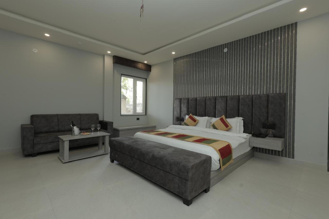 The Trade International, Hotel 4*