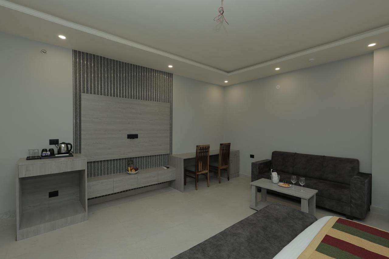 The Trade International, Hotel 4*