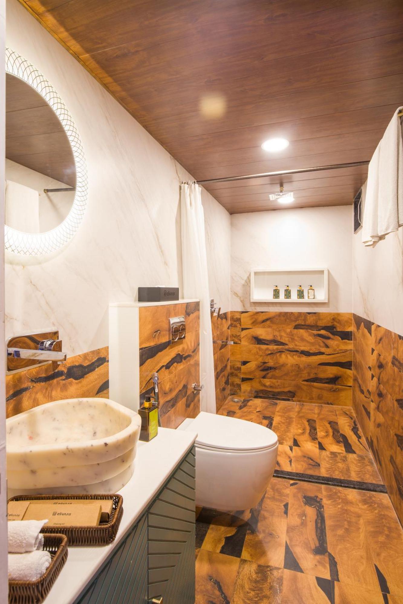 Villa Elivaas 4 Bhk Pvt Pool & Party Hall - Oakwood *