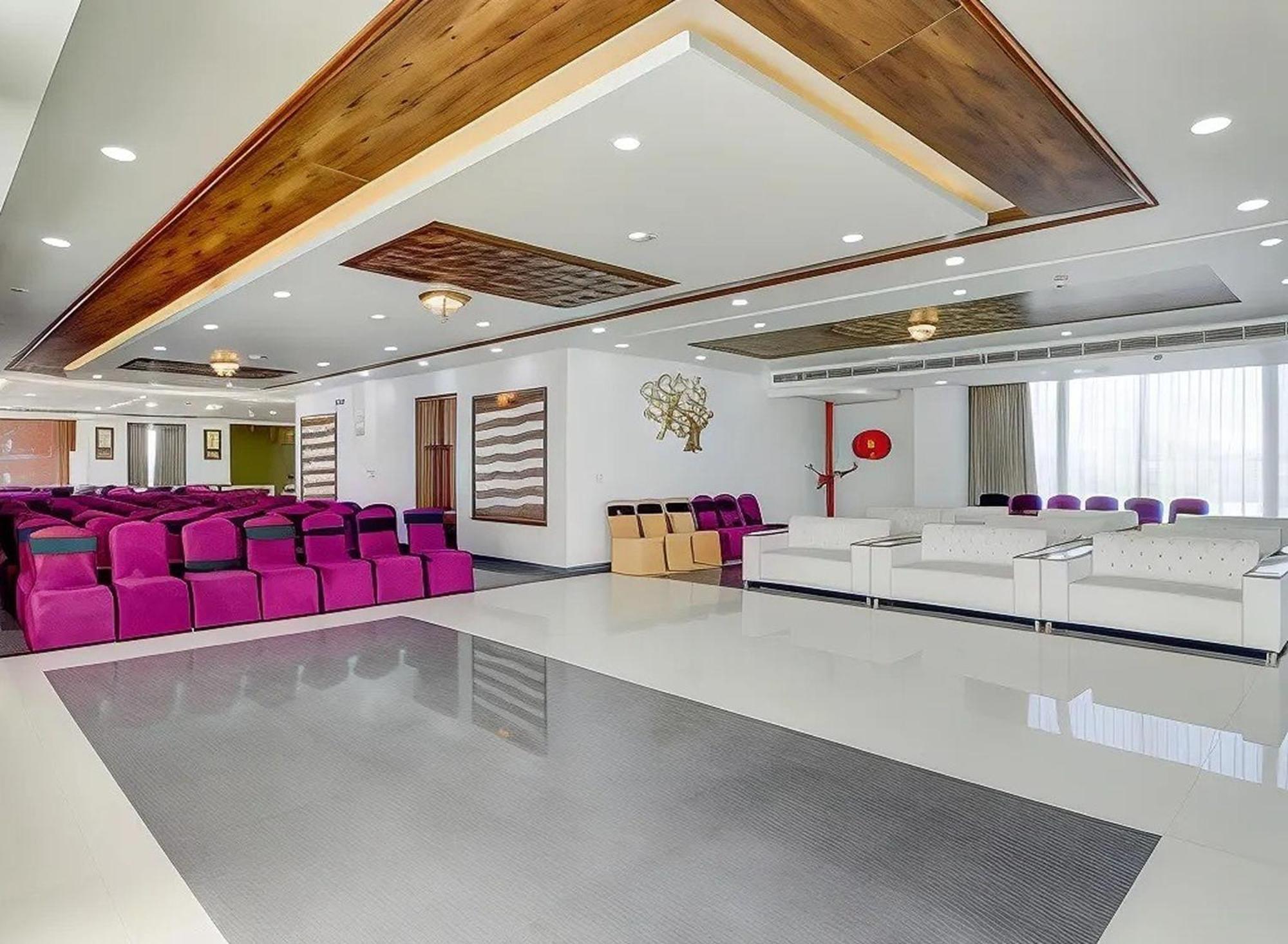 Hotel Sanskar Palace, Vaishali Nagar,