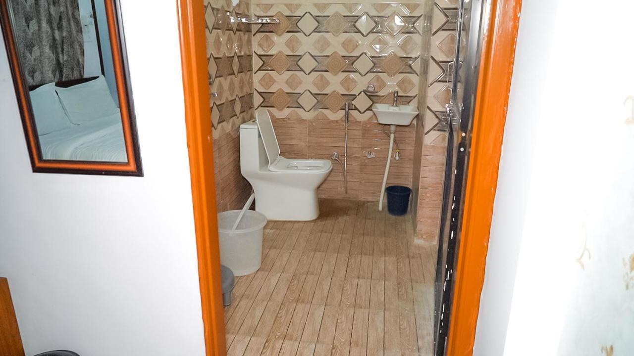 Radhika Hotel 2*