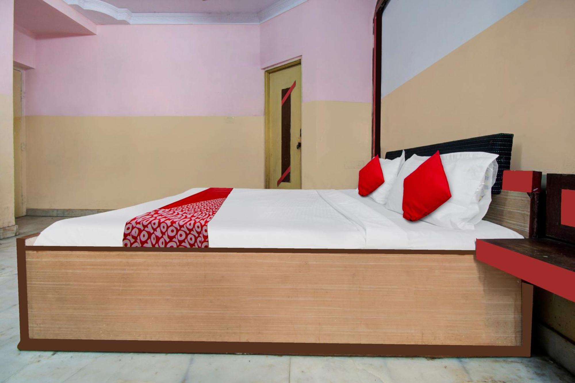 Hotel Sanwariya Palace
