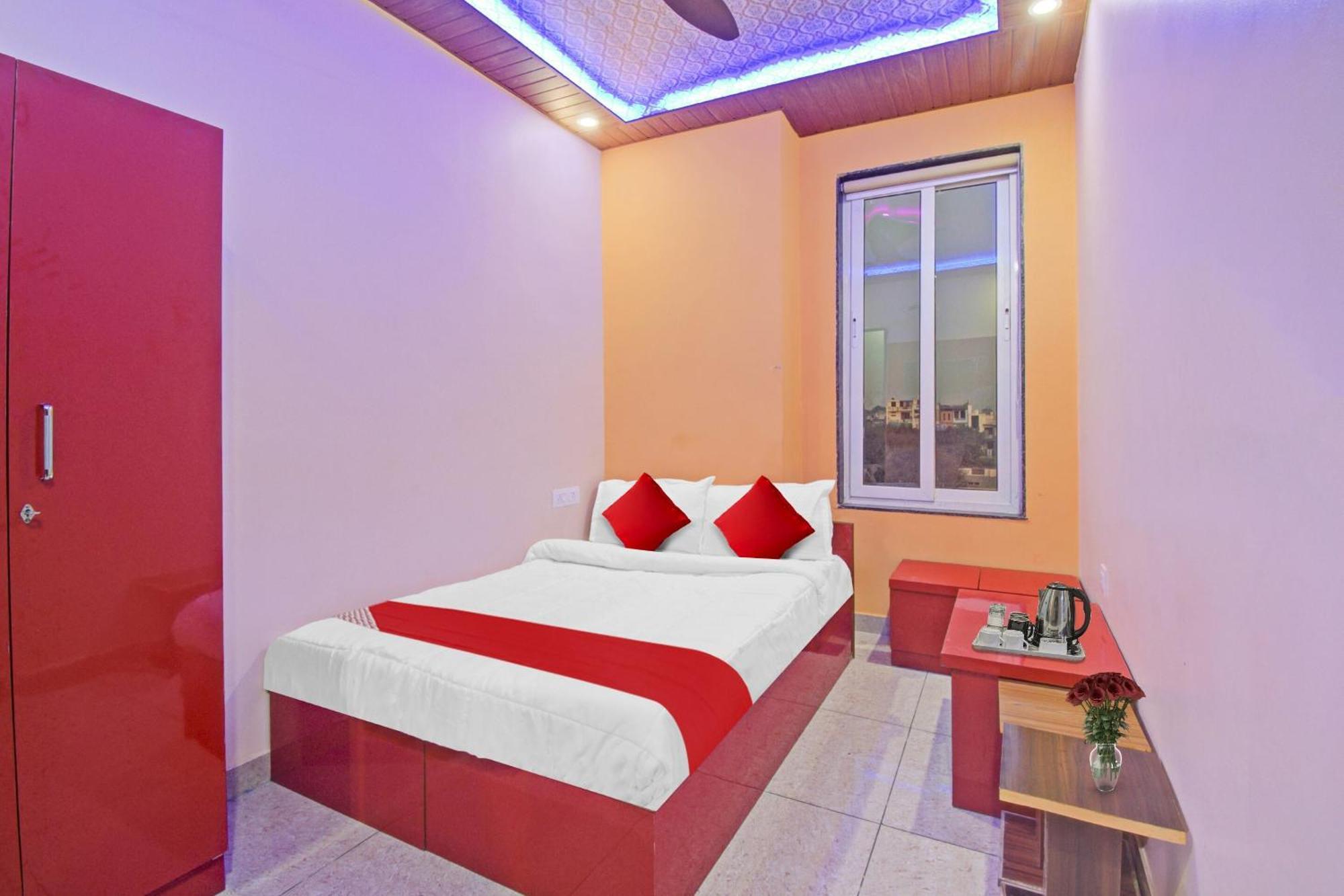 Hotel O Heera 3*