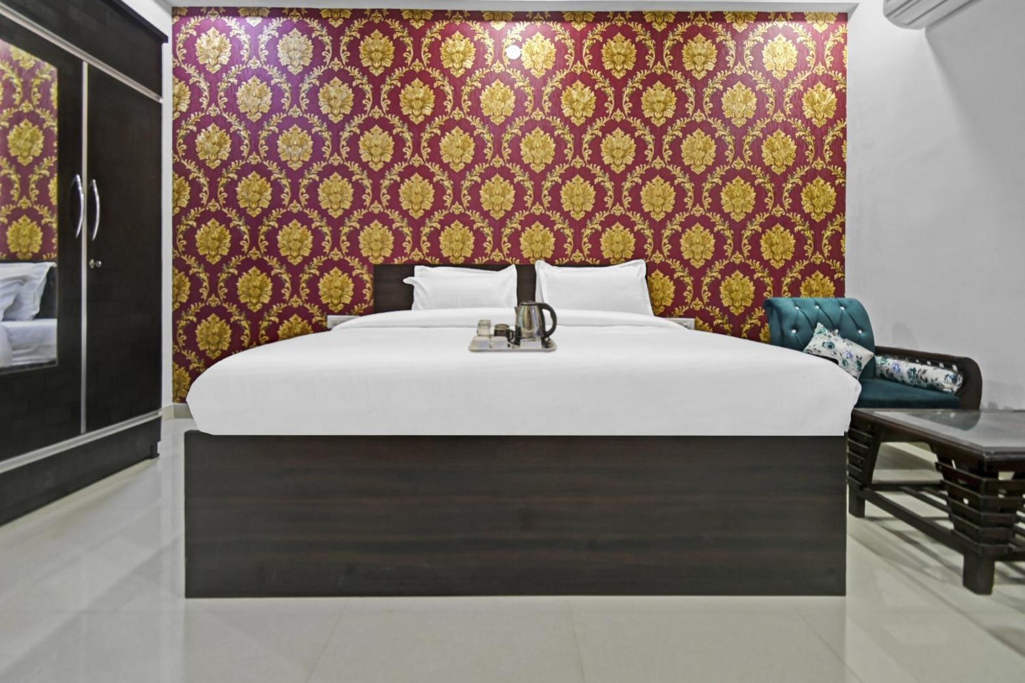 Hotel Collection O High Strret Jaipur