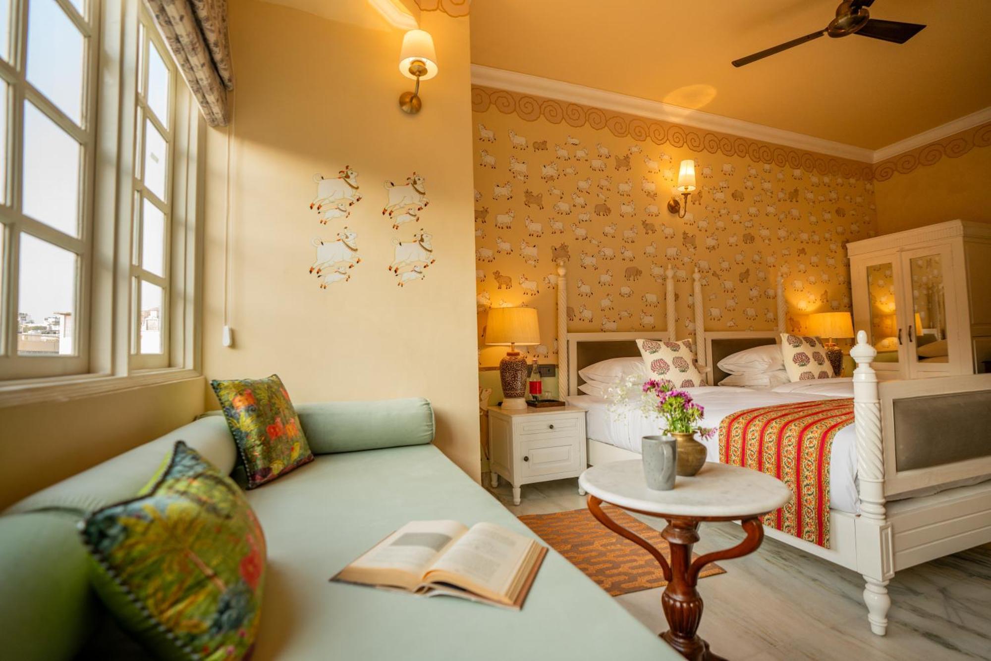 Laalee Guest house