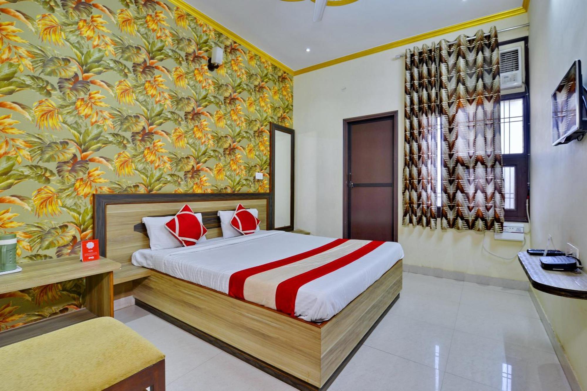 Collection O Himalaya Tower 3*