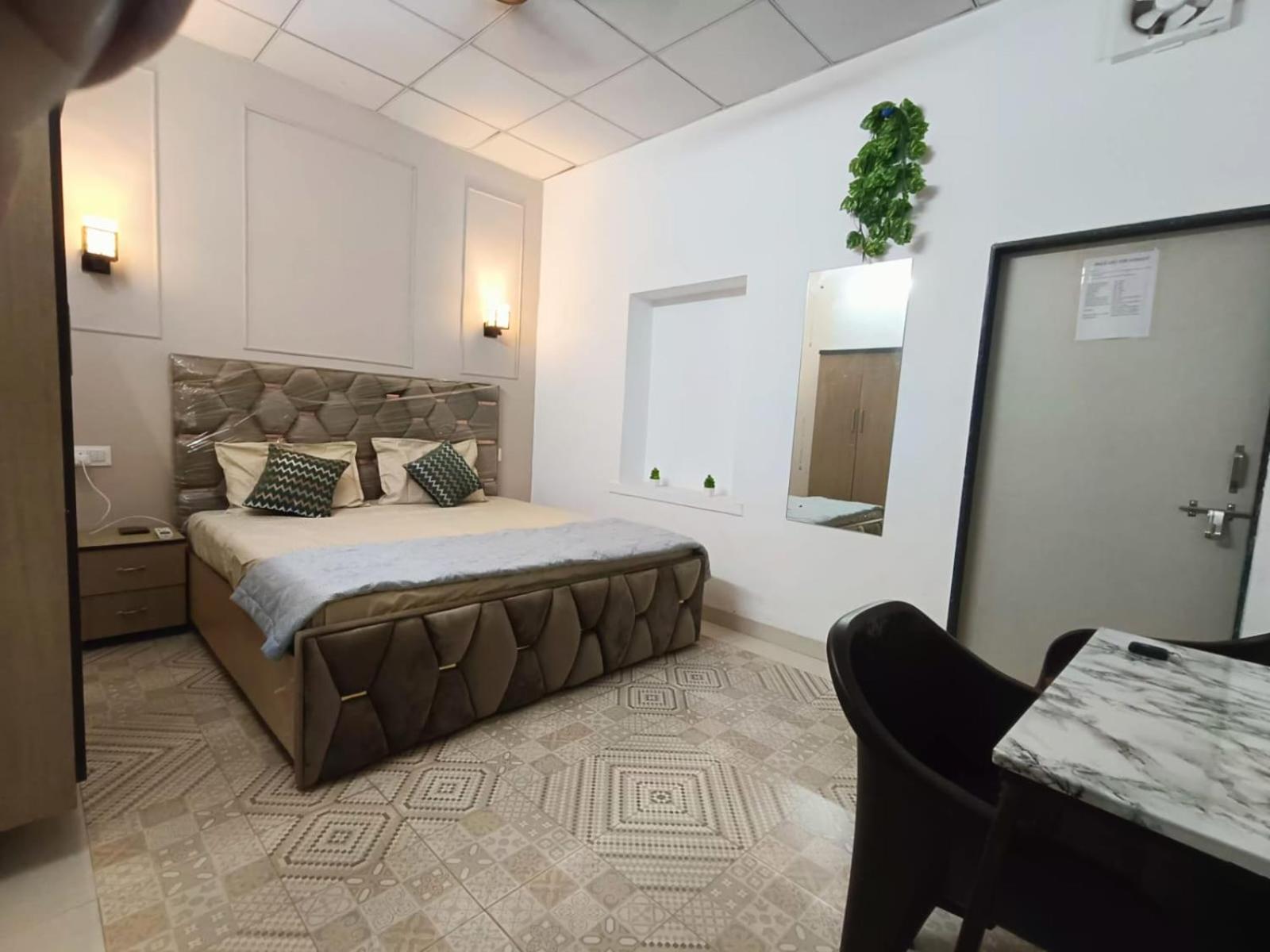 Wayside 13 Homestay Jaipur