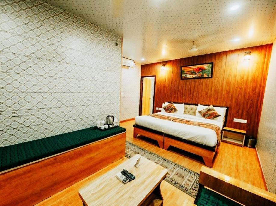 Arcadia Plutus 3* Jaipur