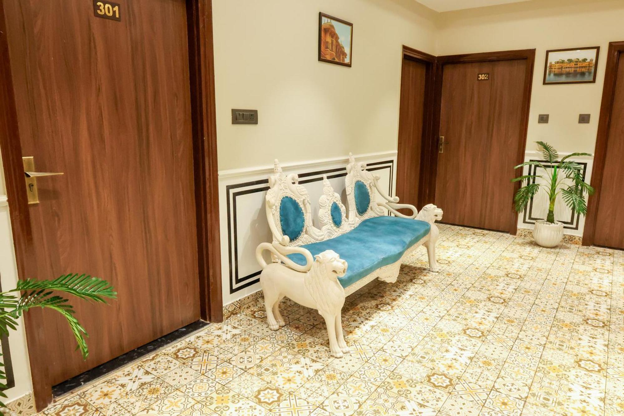Qila - A Boutique And Rooftop Cafe Hotel