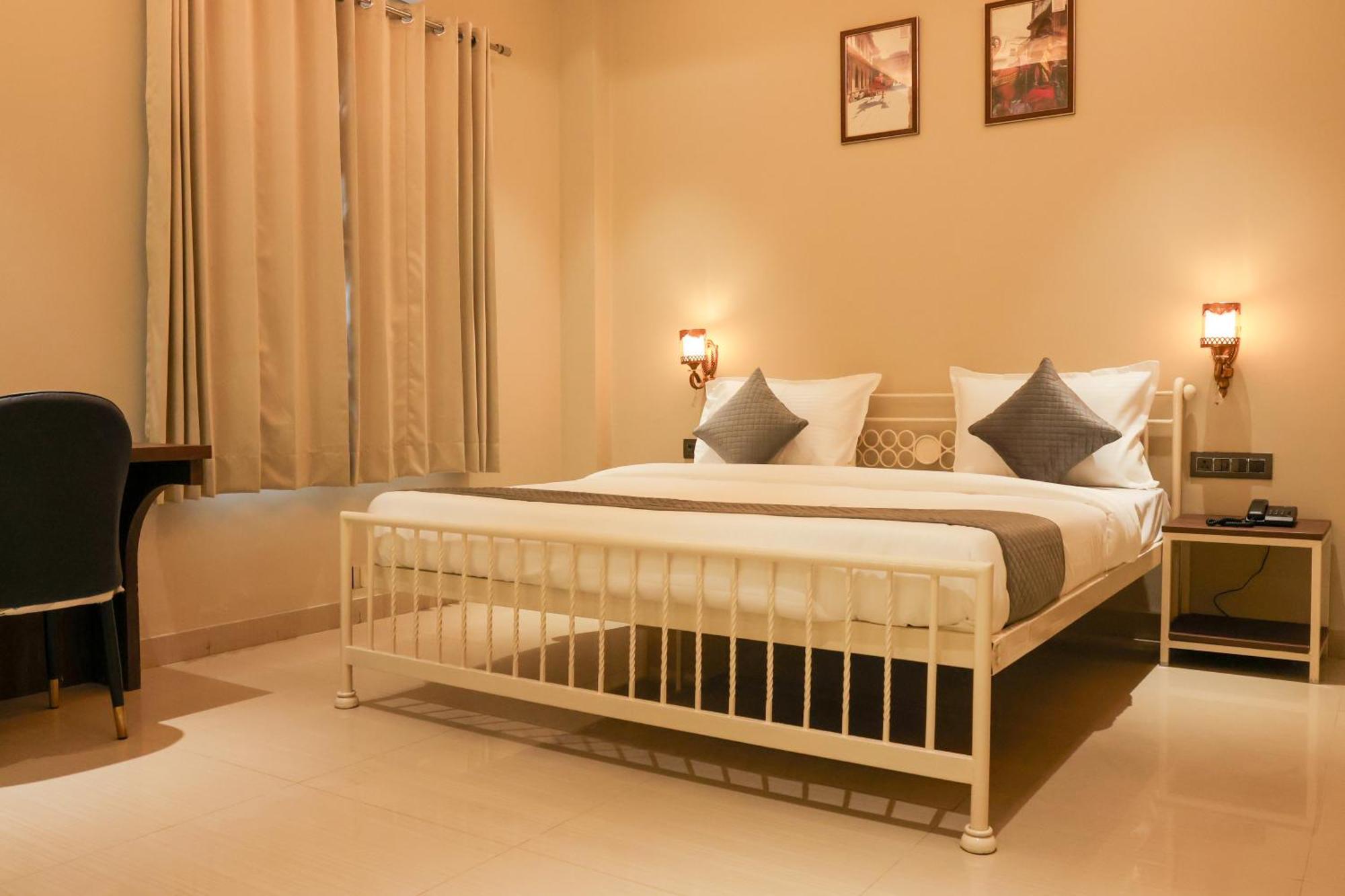 Hotel Qila - A Boutique And Rooftop Cafe