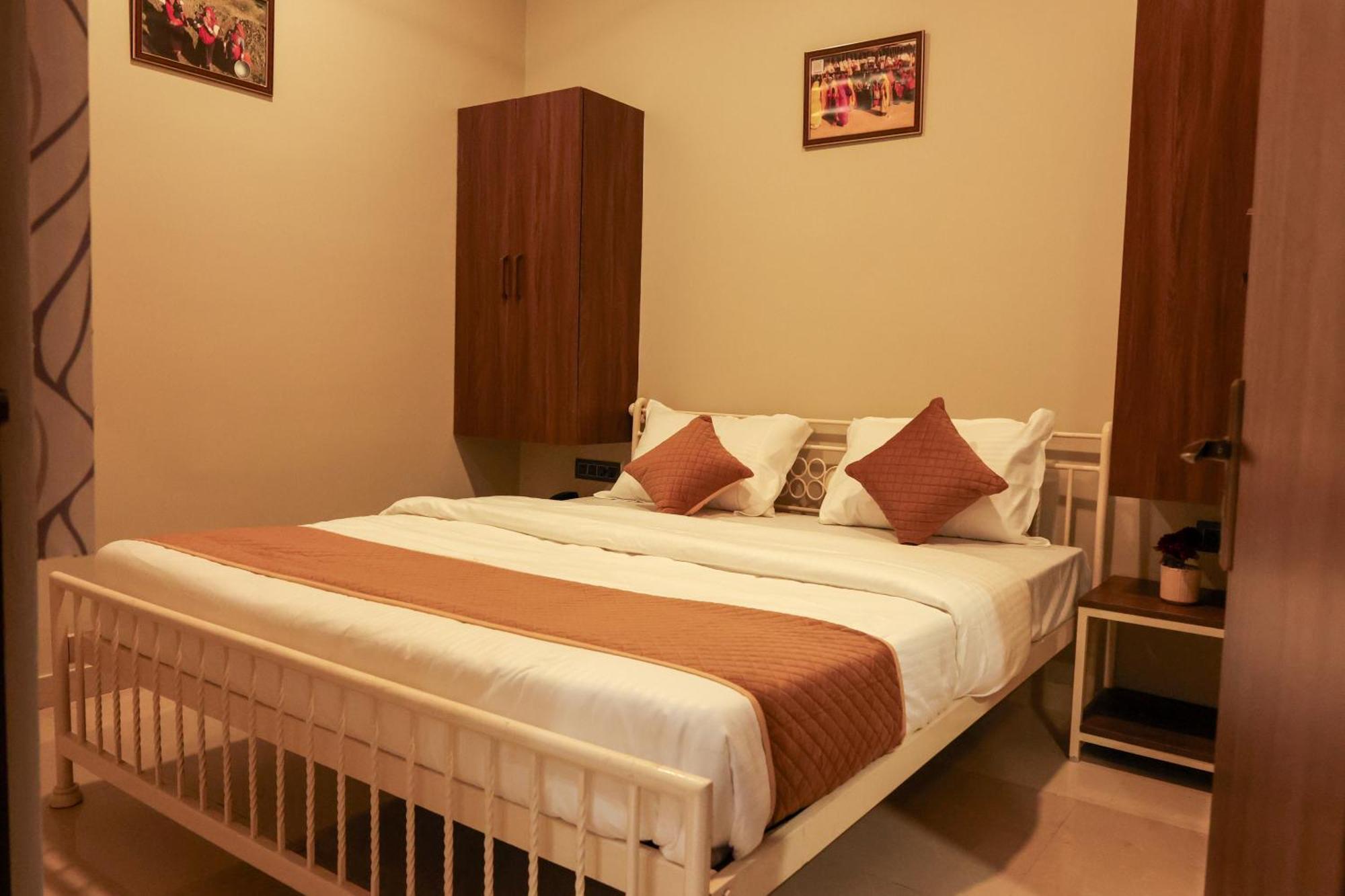 Hotel Qila - A Boutique And Rooftop Cafe Jaipur