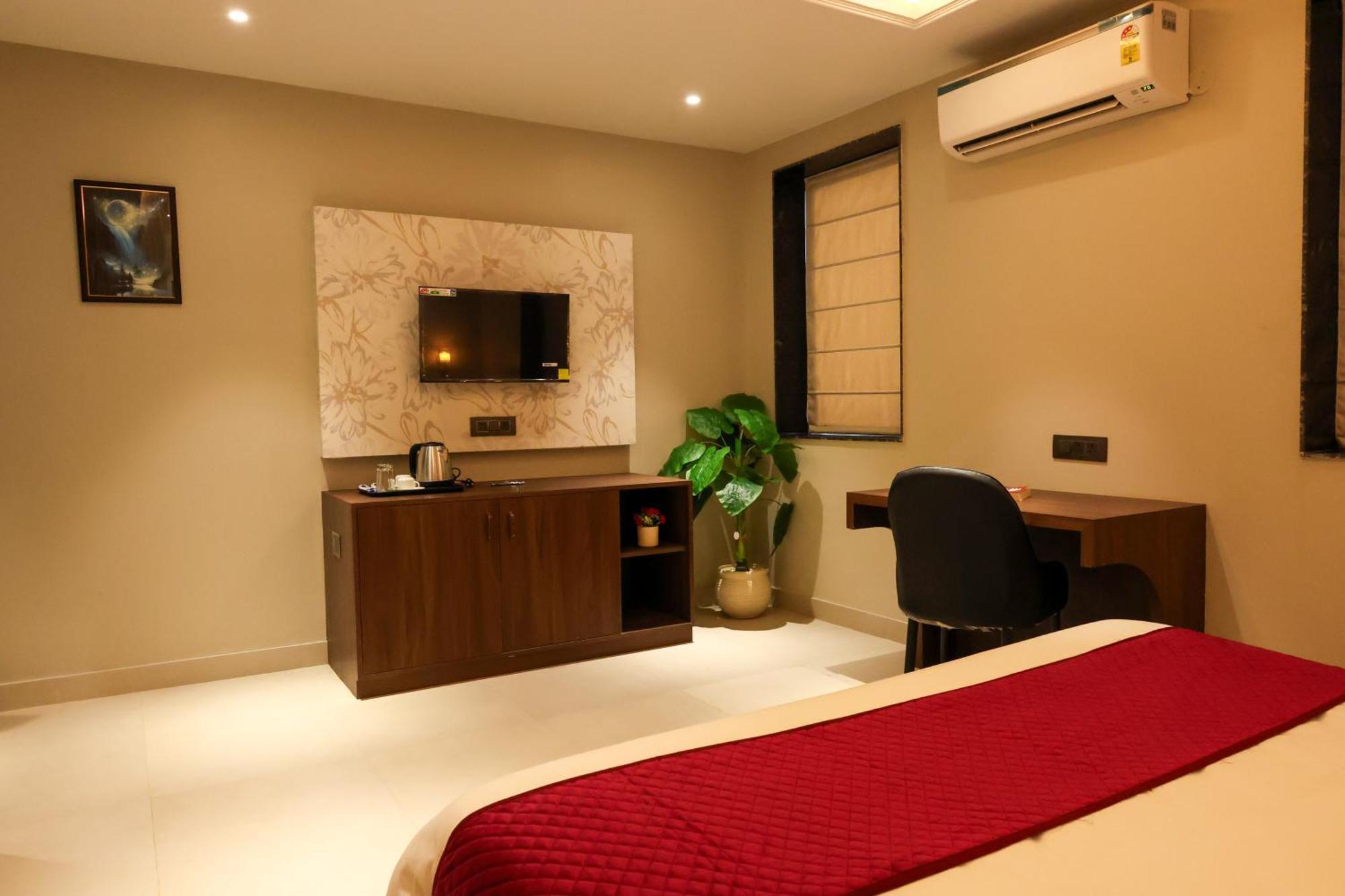 Qila - A Boutique And Rooftop Cafe Hotel Jaipur