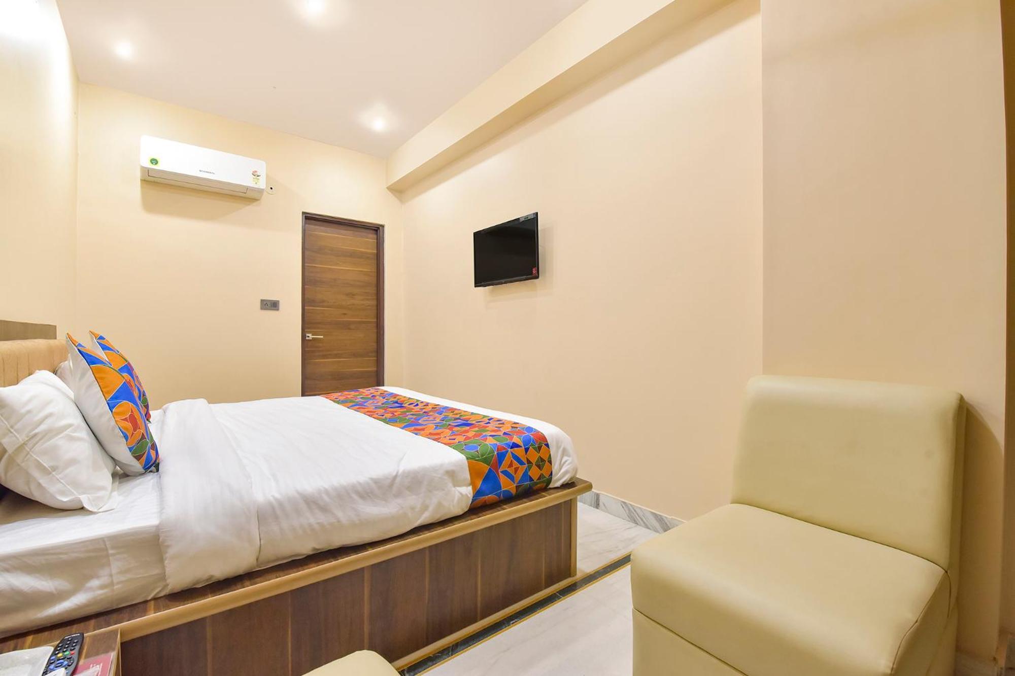 Hotel Fabhotel Pearl Square Jaipur
